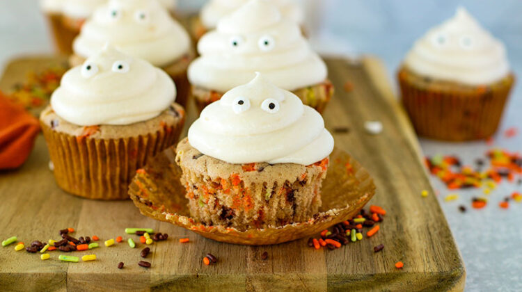ghost Halloween cupcakes