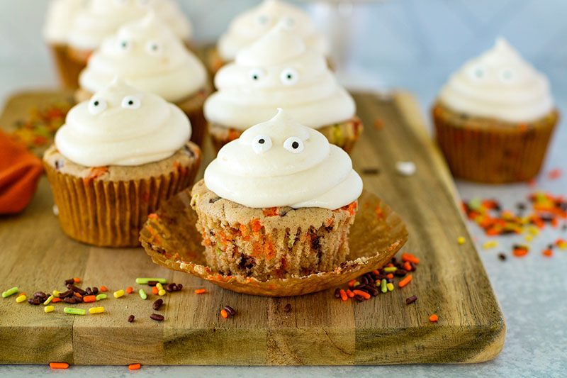 ghost Halloween cupcakes