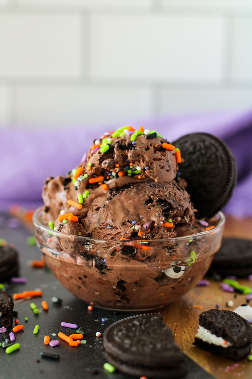 picture of Halloween theme dark chocolate ice cream recipe