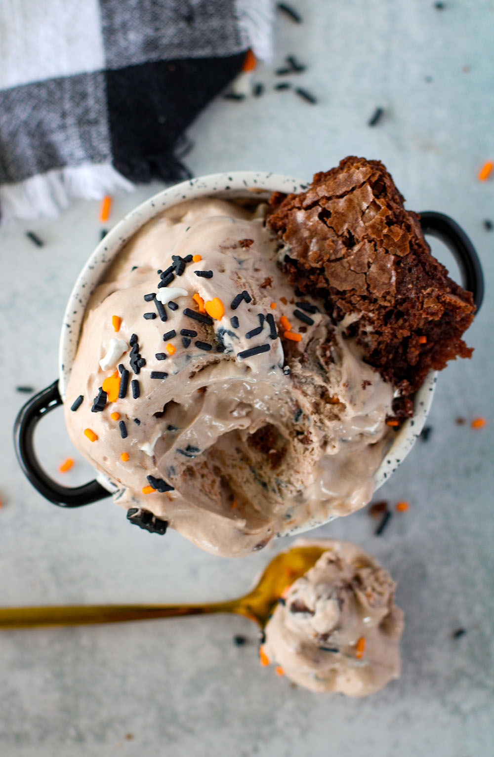 picture of brownie batter ice cream