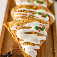 picture of homemade gingerbread scones